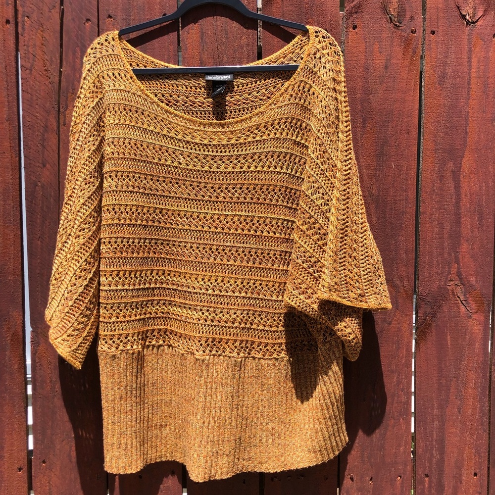 Lane Bryant gold knitted wide sleeve banded hem